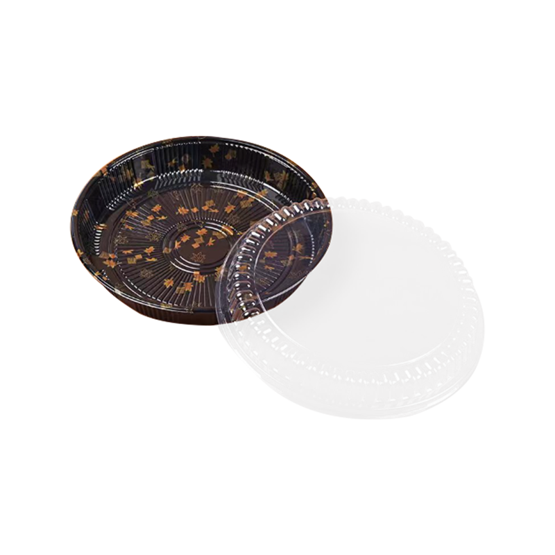 Pudełko w stylu japońskim z czarnym nadrukiem na spodzie