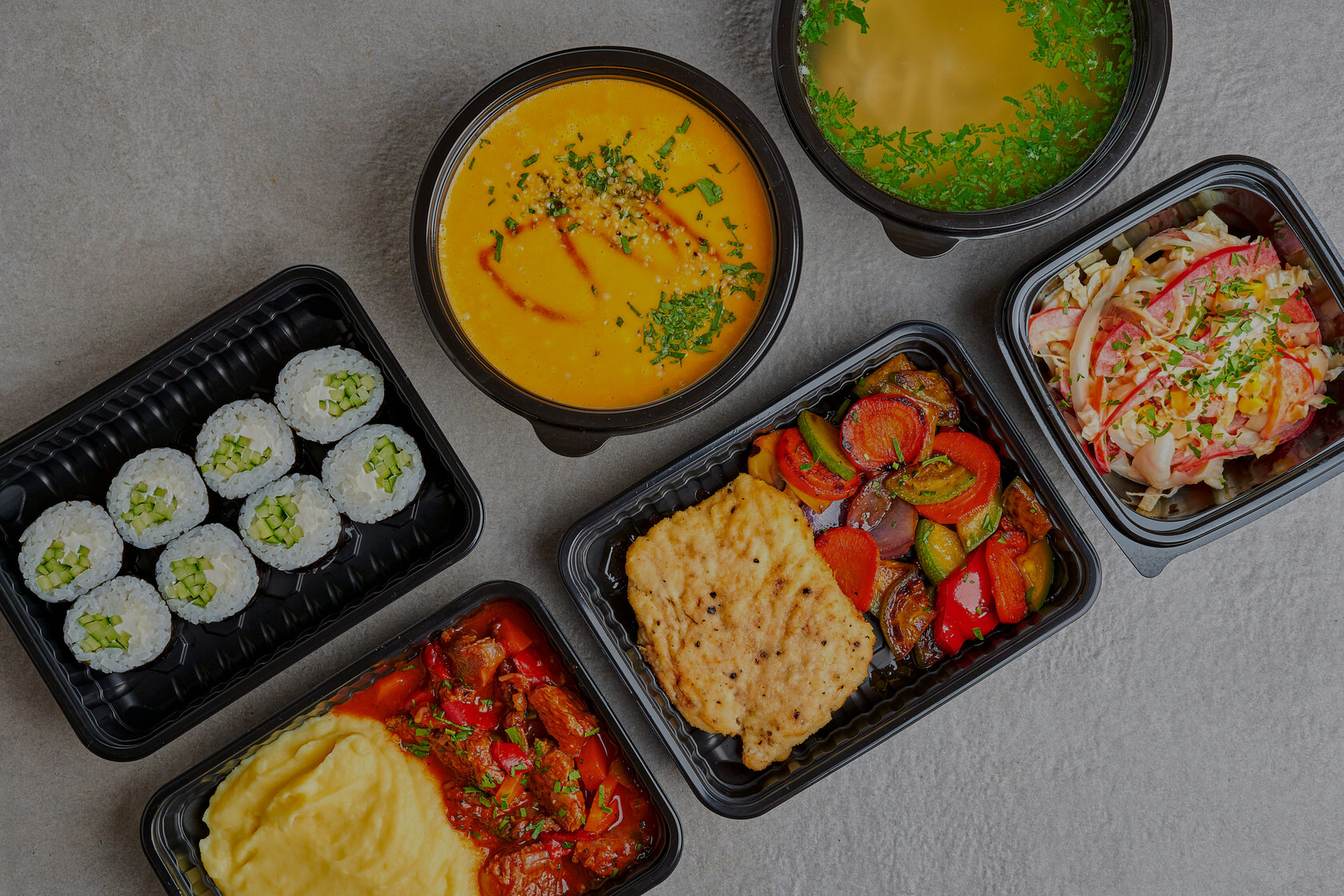 Plastikowe pudełko na sushi z owocami: Jak ograniczyć marnowanie żywności w nowej erze opakowań